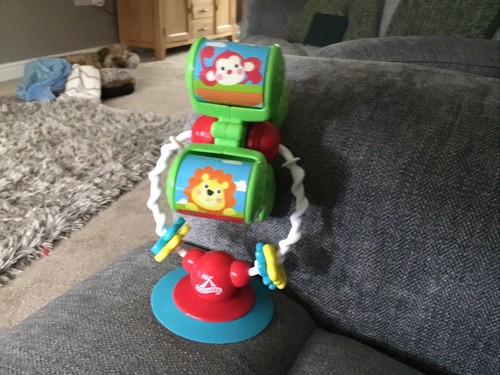 The carousel highchair toy - the,